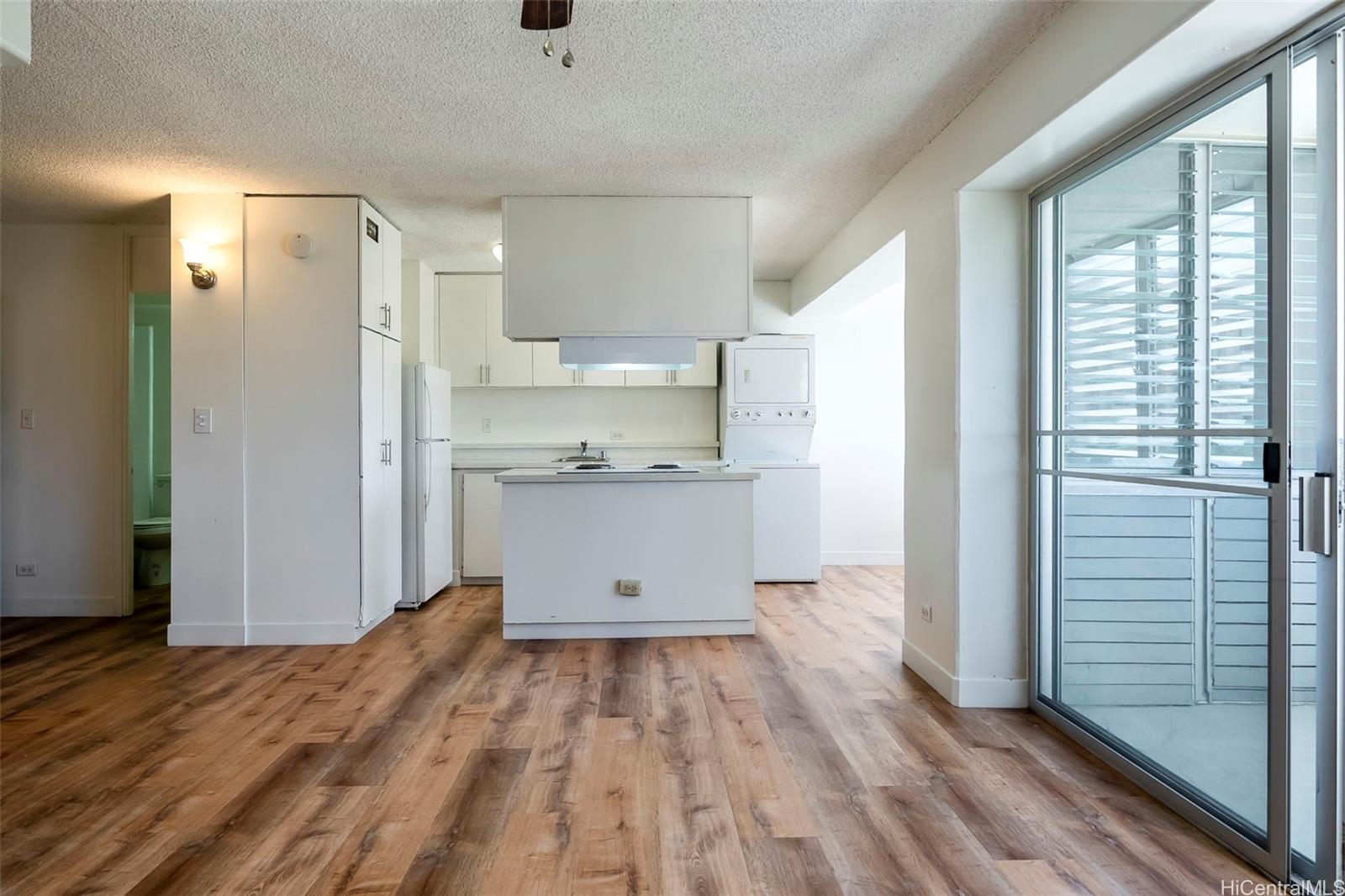 818 King Street #704, Honolulu, HI 96813