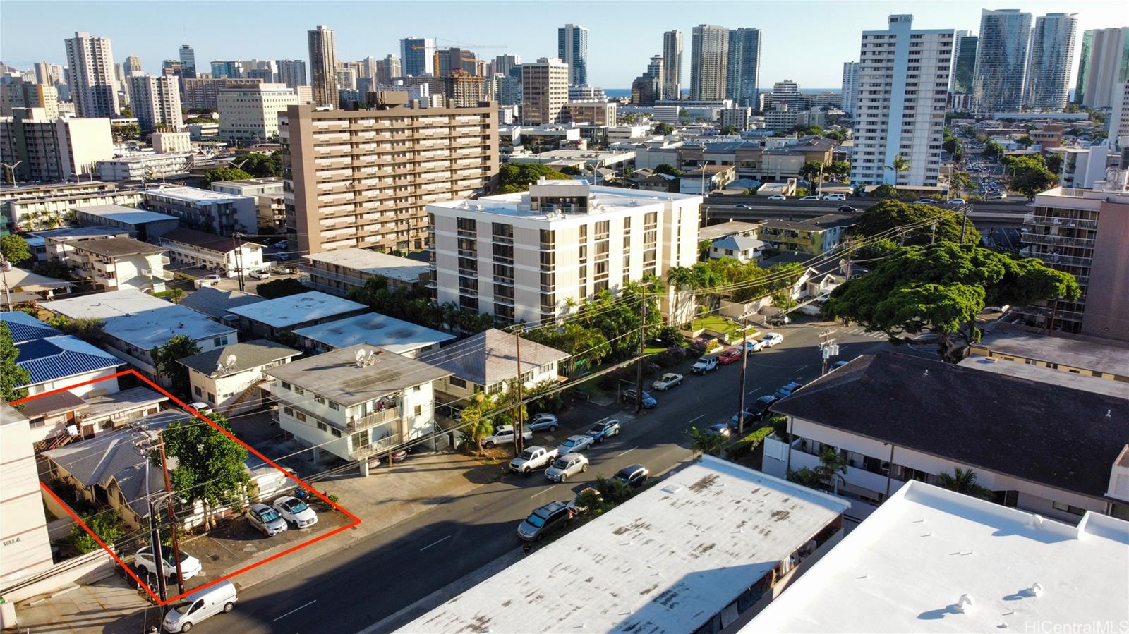 1525 Piikoi Street Honolulu, HI 96822