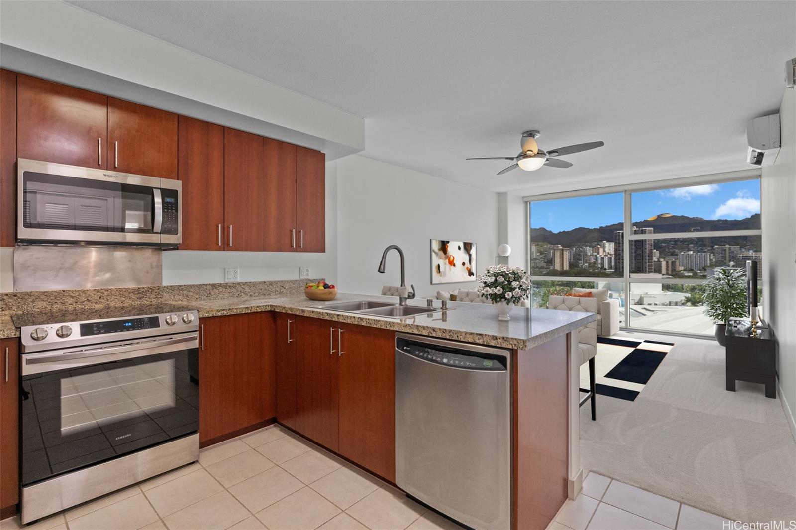 909 Kapiolani Boulevard #1605, Honolulu, HI 96814