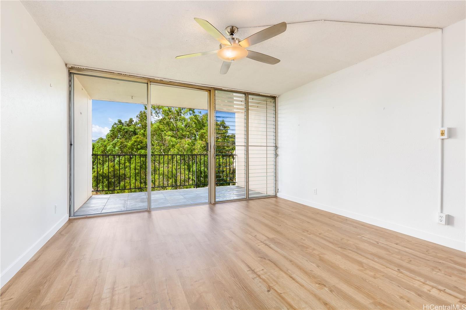 95-2031 Waikalani Place #D905, Mililani, HI 96789