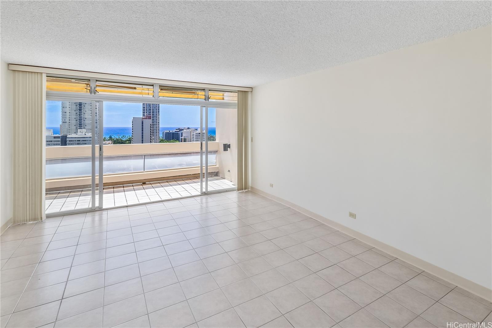 500 University Avenue #2404, Honolulu, HI 96826