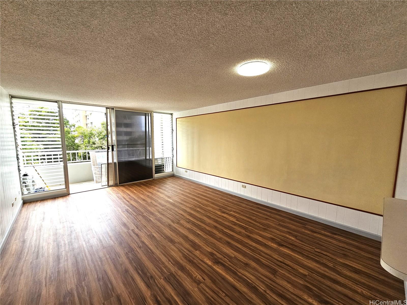 2949 Ala Ilima Street #303, Honolulu, HI 96818