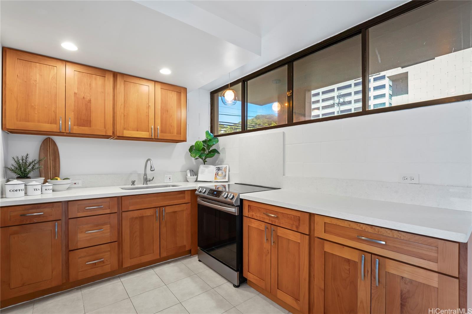 336 Kuakini Street #124, Honolulu, HI 96817