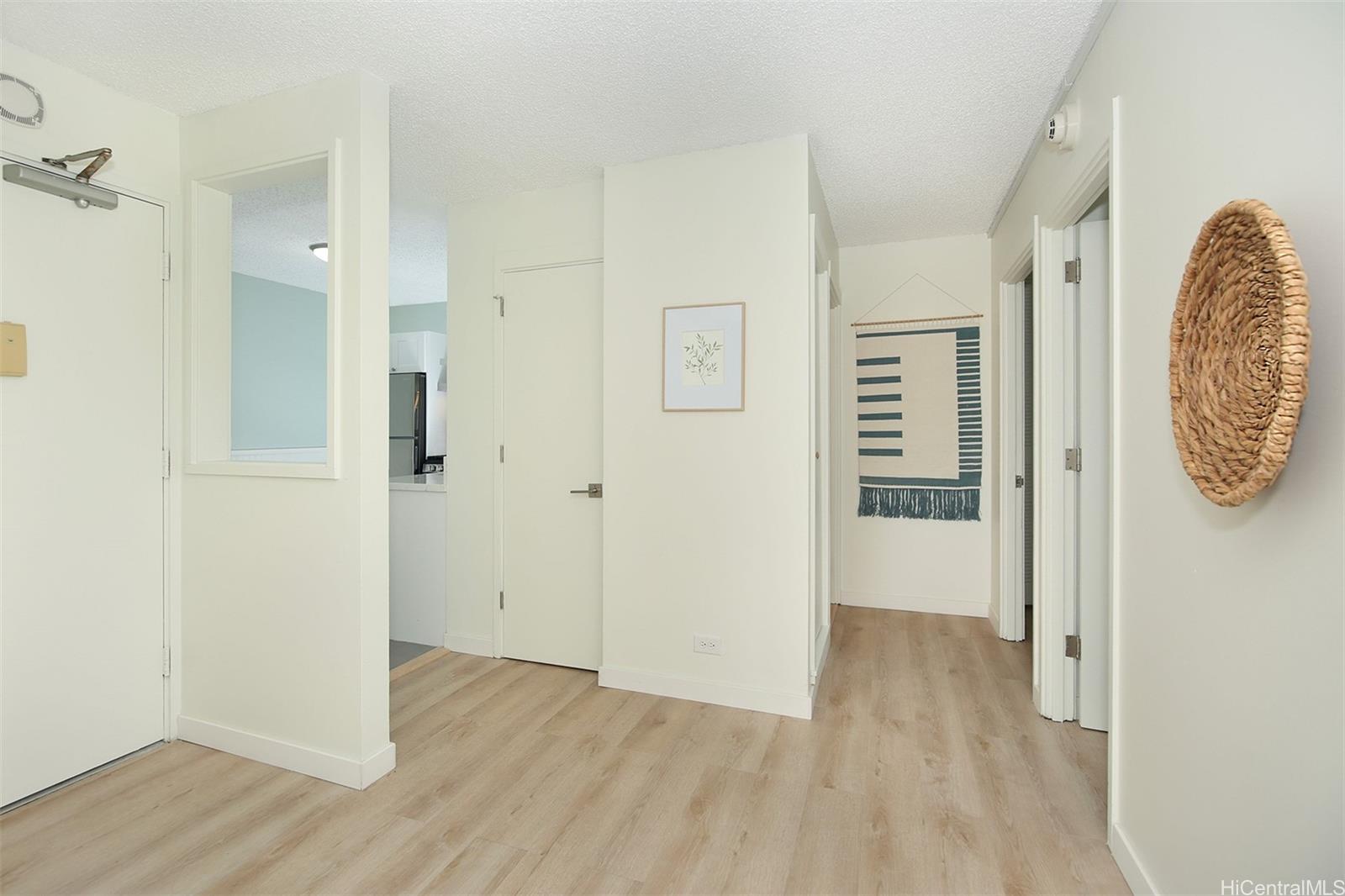 2055 Nuuanu Avenue #1104, Honolulu, HI 96817