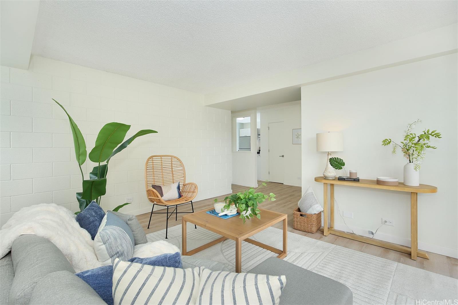 2055 Nuuanu Avenue #1104, Honolulu, HI 96817