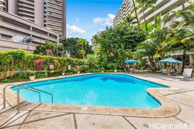 425 Ena Road #907B, Honolulu, HI 96815