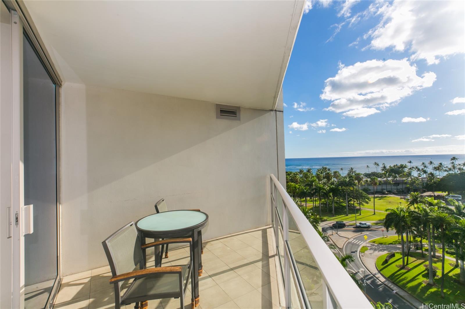 223 Saratoga Road #1005, Honolulu, HI 96815