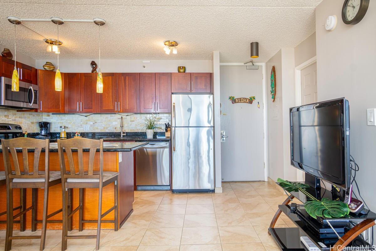 201 Ohua Avenue #3712, Honolulu, HI 96815