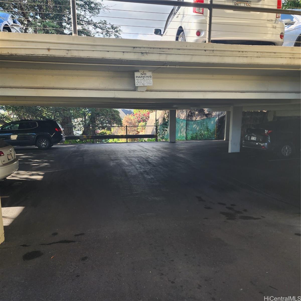 625 Iolani Avenue #A304, Honolulu, HI 96813