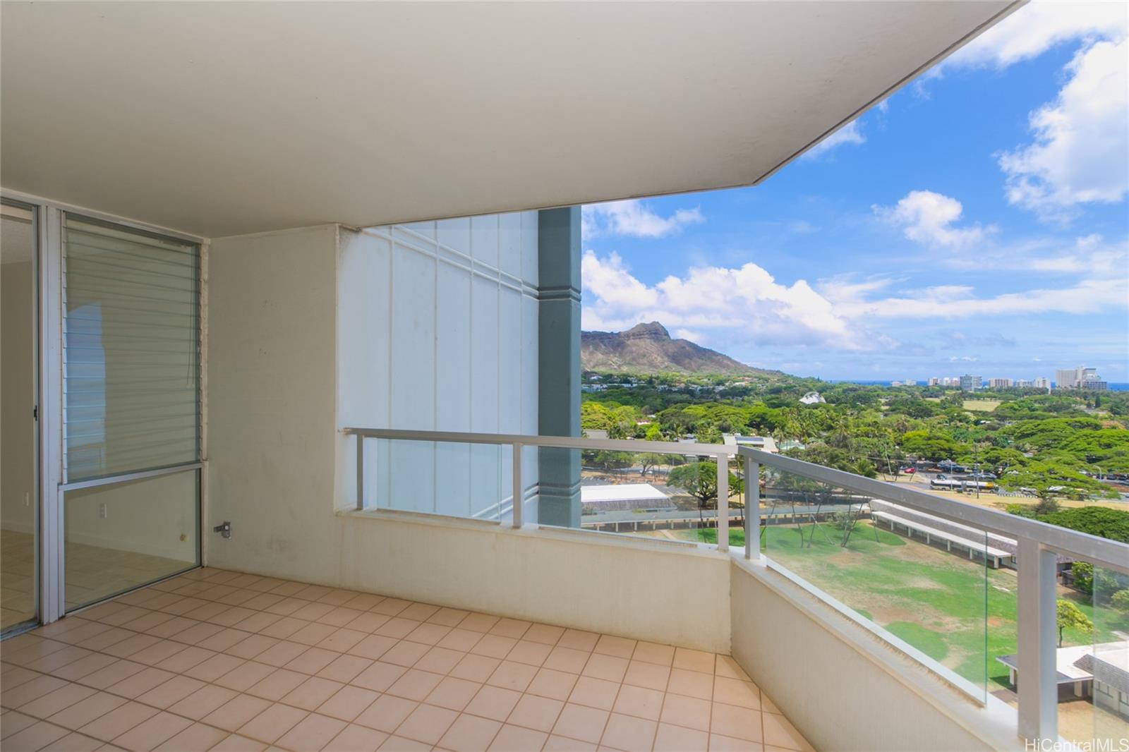 2600 Pualani Way #1504, Honolulu, HI 96815