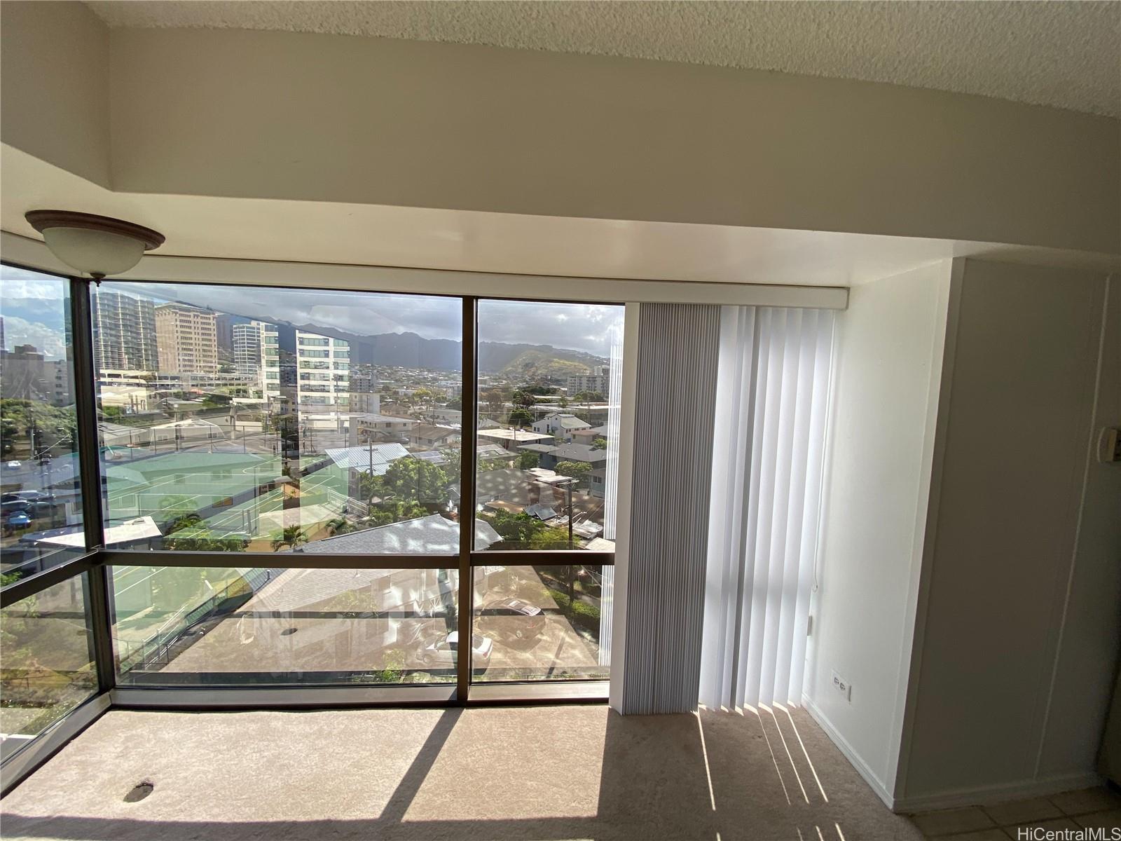 1750 Kalakaua Avenue #811, Honolulu, HI 96826