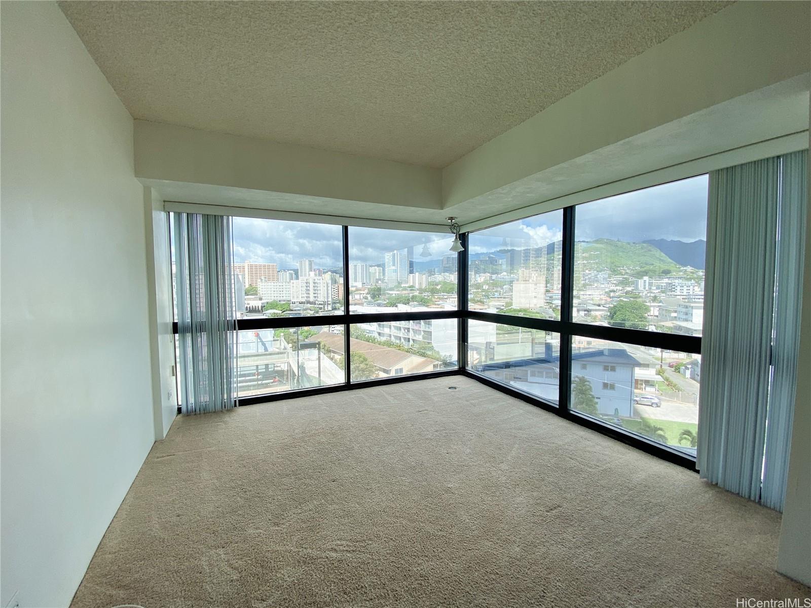 1750 Kalakaua Avenue #811, Honolulu, HI 96826