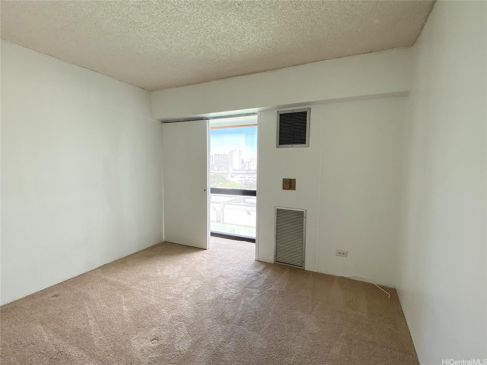 1750 Kalakaua Avenue #811, Honolulu, HI 96826