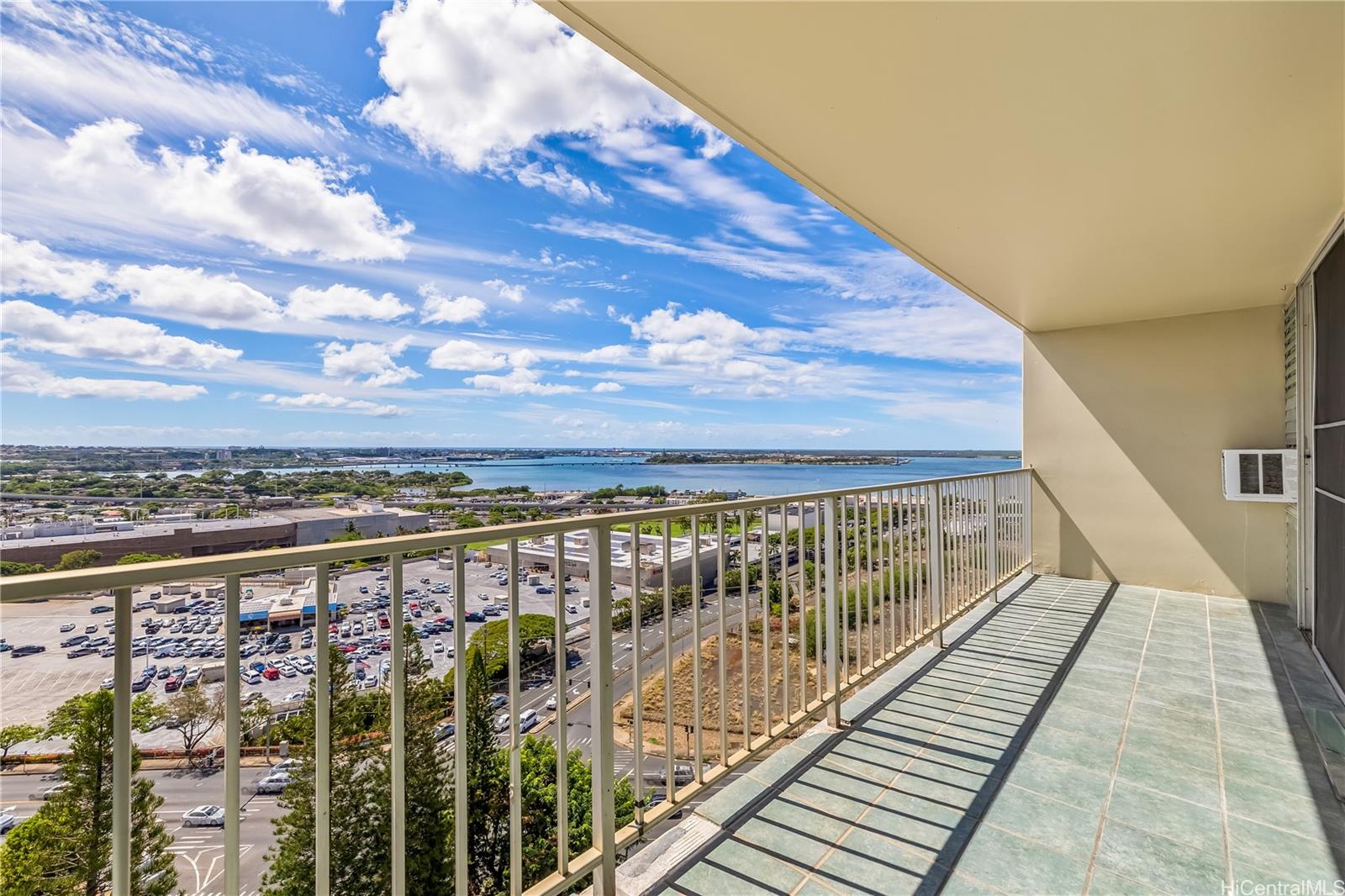 98-099 Uao Place #1702, Aiea, HI 96701