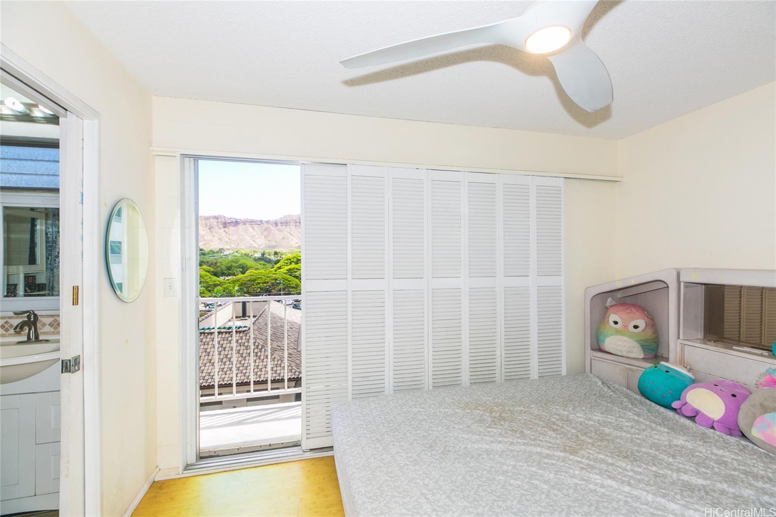 2575 Kuhio Avenue #604, Honolulu, HI 96815