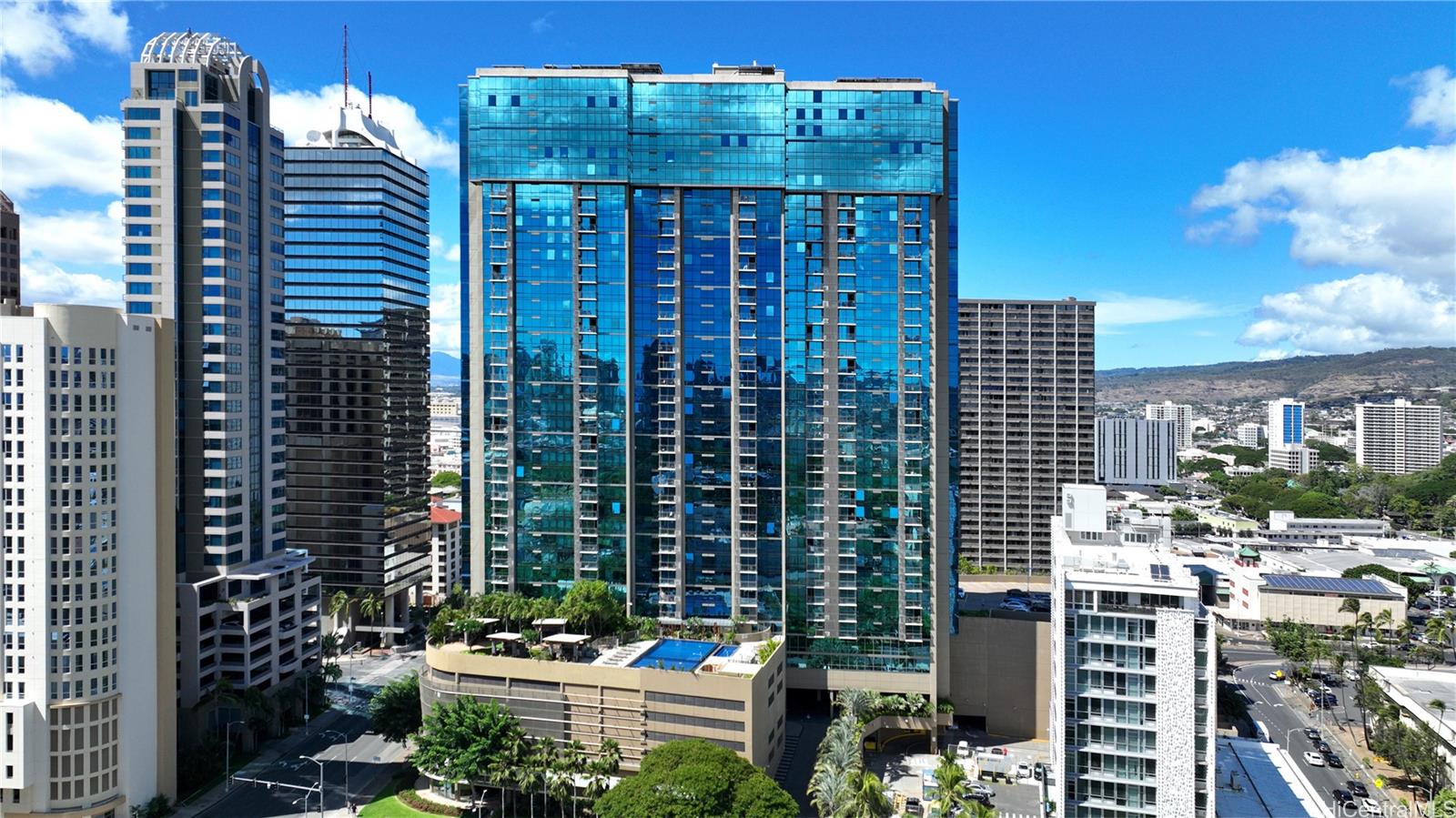 1200 Queen Emma Street #3201, Honolulu, HI 96813