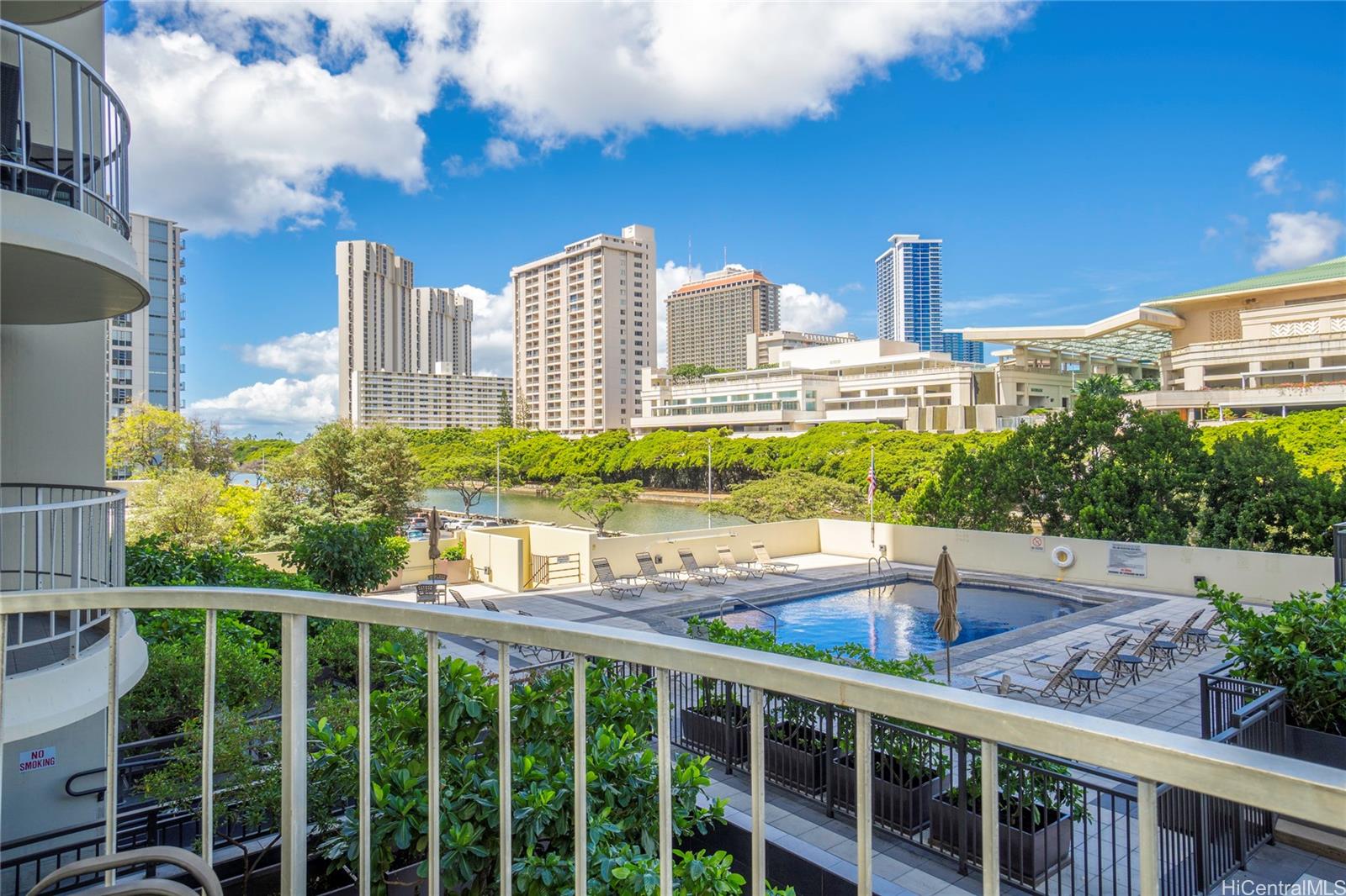 1717 Ala Wai Boulevard #404, Honolulu, HI 96815