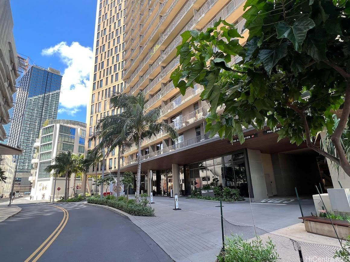 987 Queen Street #301, Honolulu, HI 96814