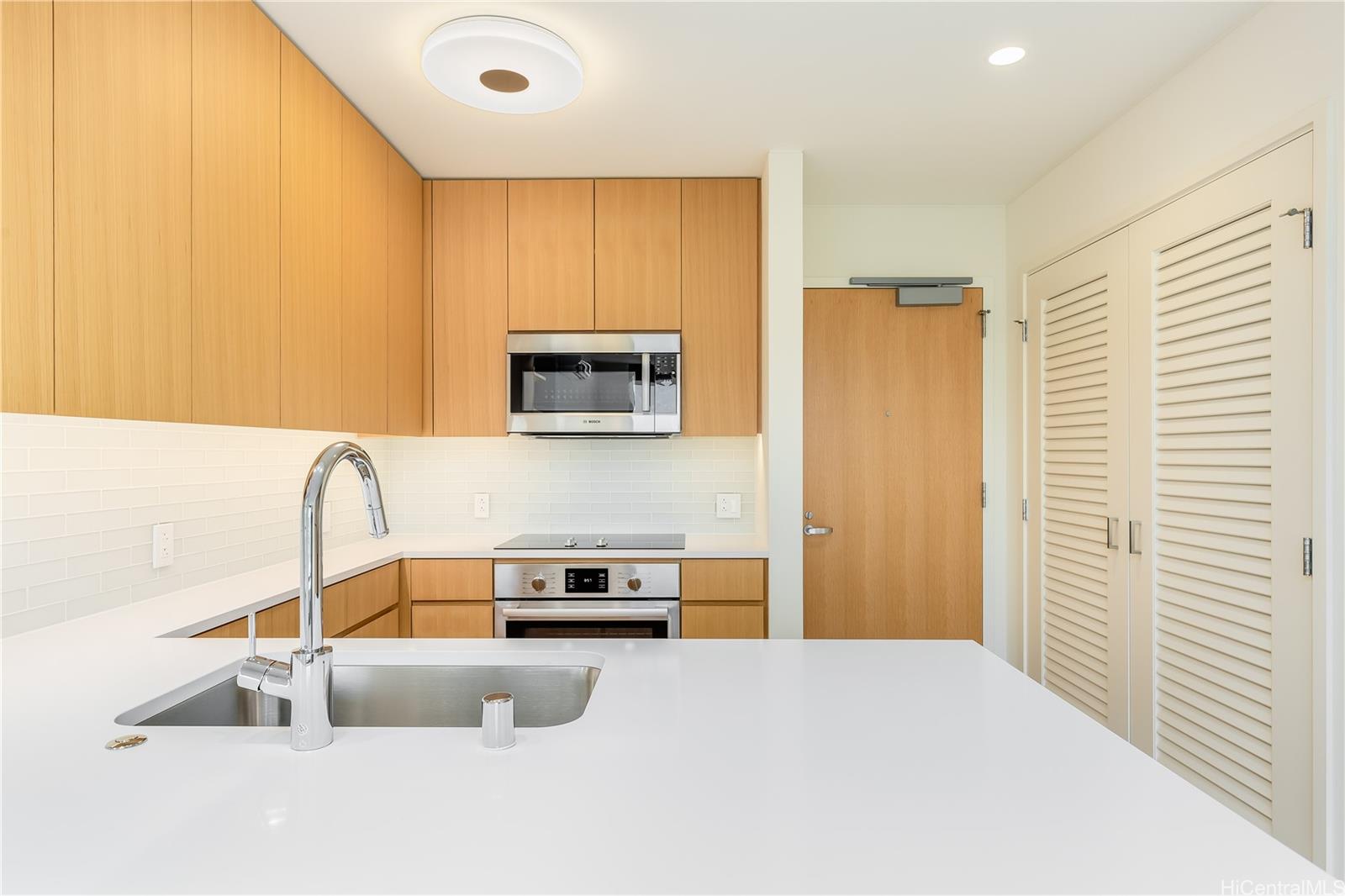 1388 Kapiolani Boulevard #1604, Honolulu, HI 96814