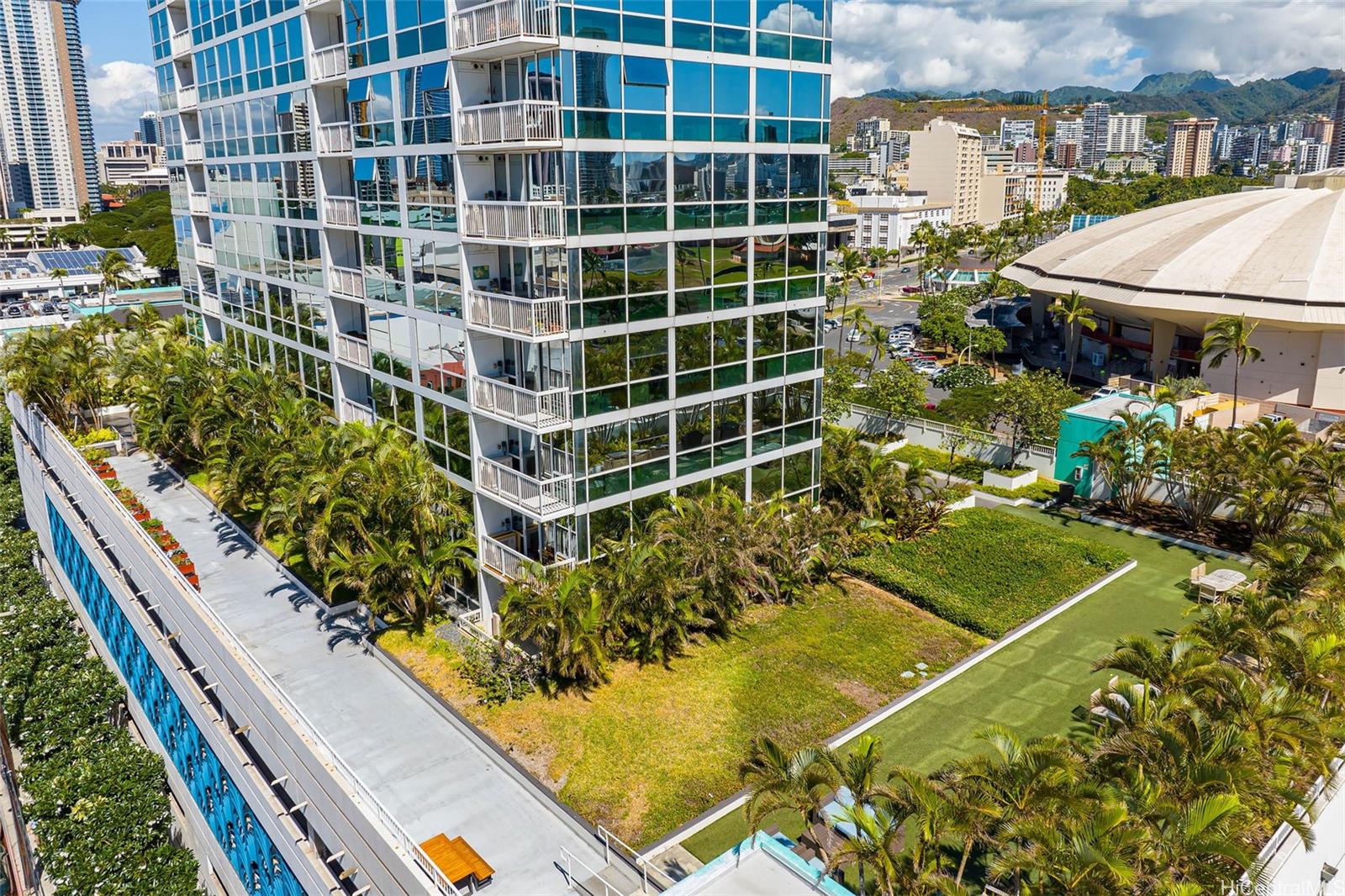 909 Kapiolani Boulevard #907, Honolulu, HI 96814