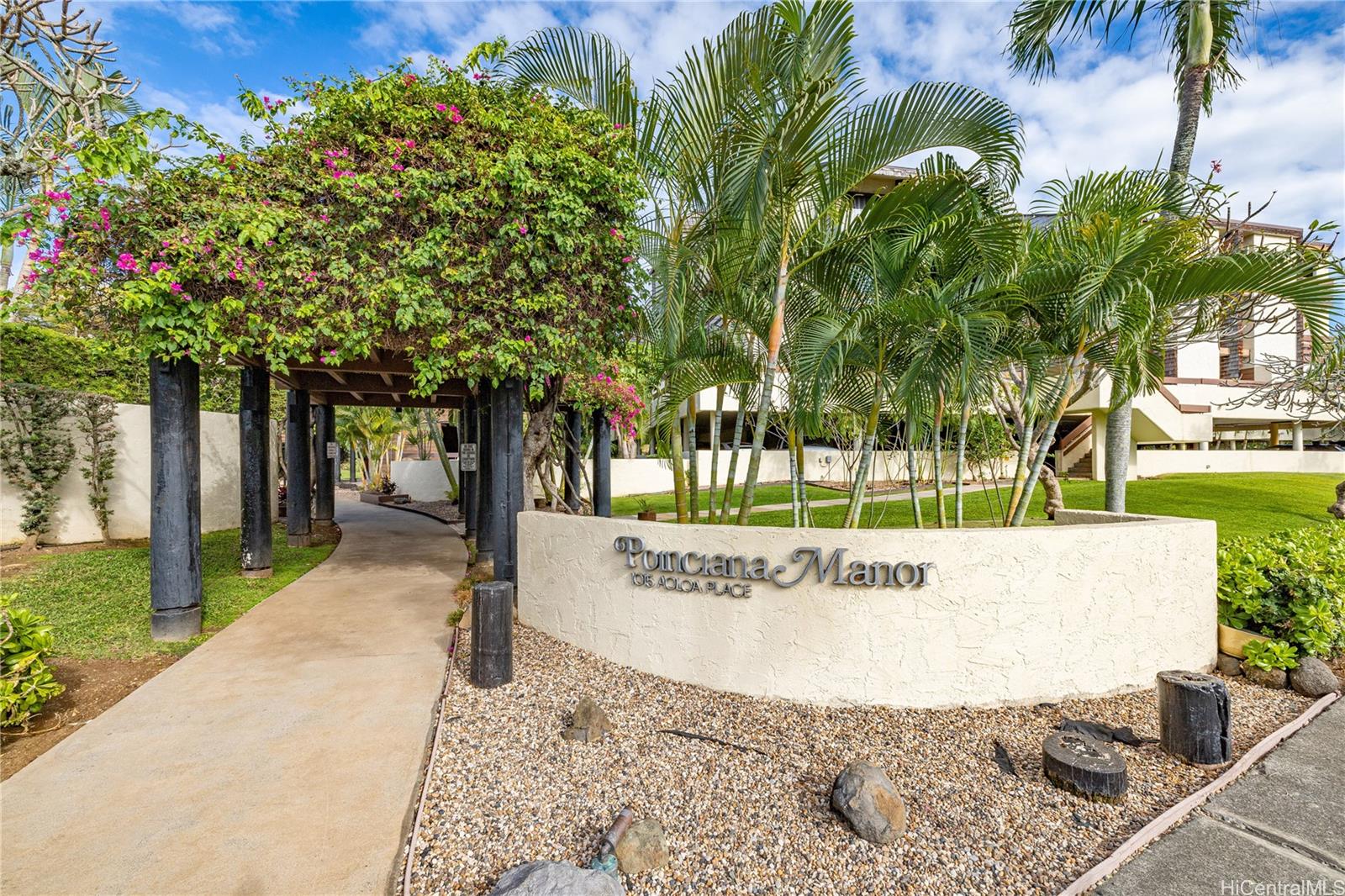 1015 Aoloa Place #323, Kailua, HI 96734