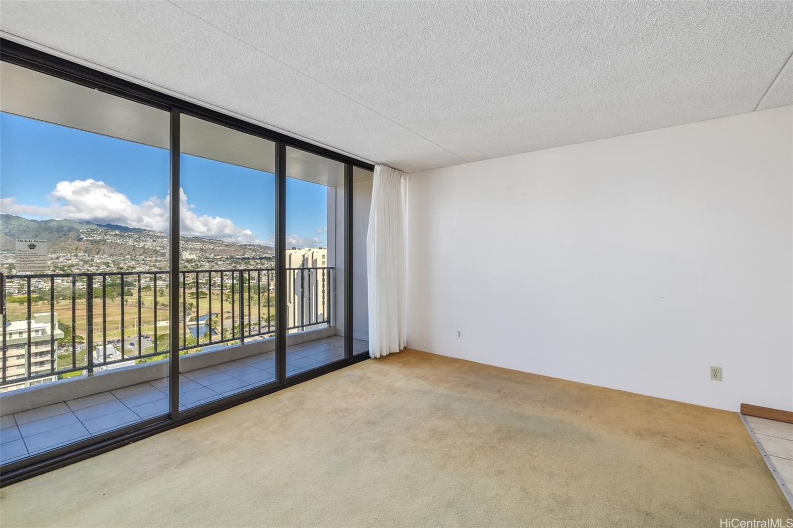 201 Ohua Avenue #T2-2505, Honolulu, HI 96815