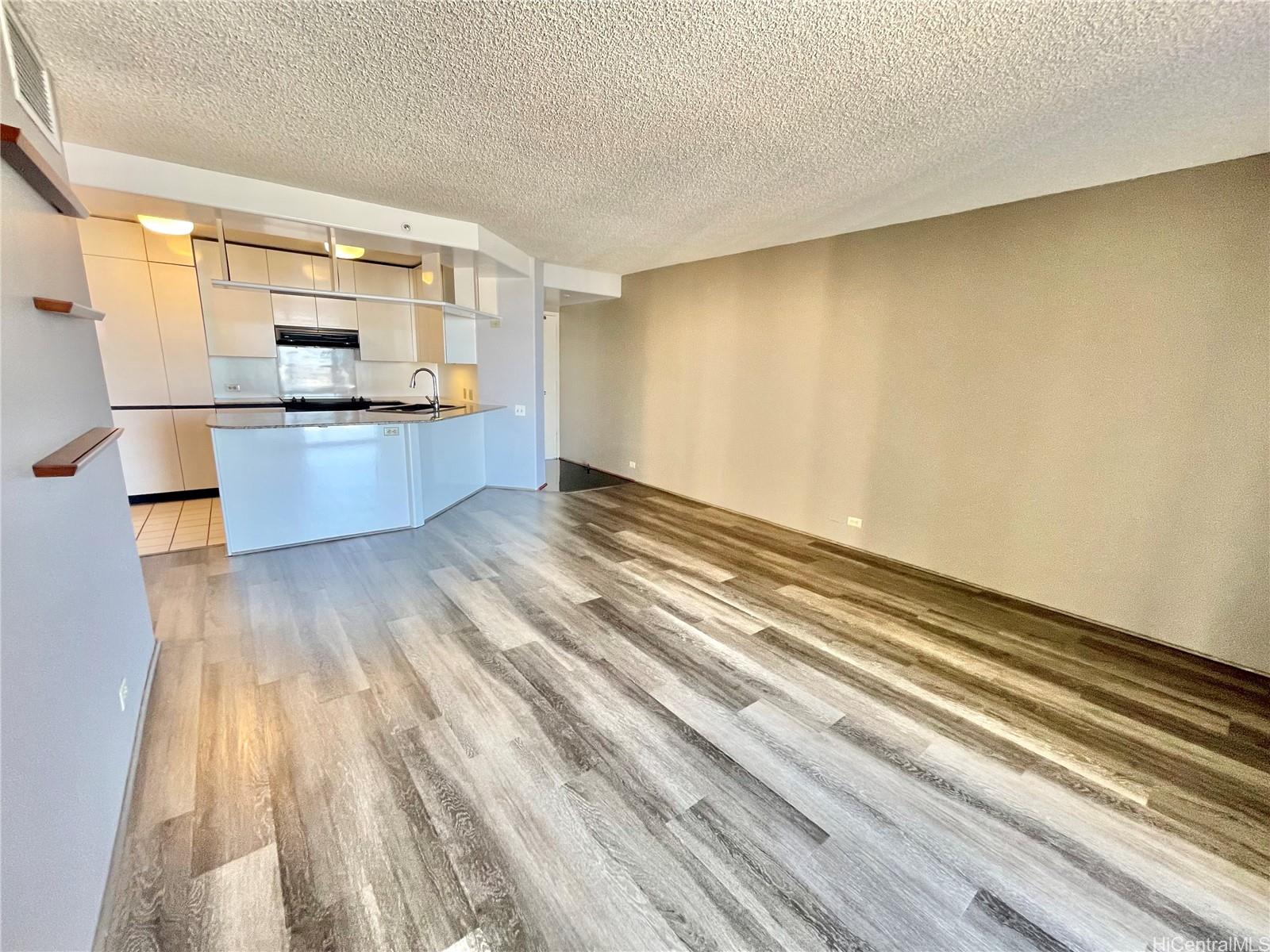 1212 Nuuanu Avenue #2712, Honolulu, HI 96817