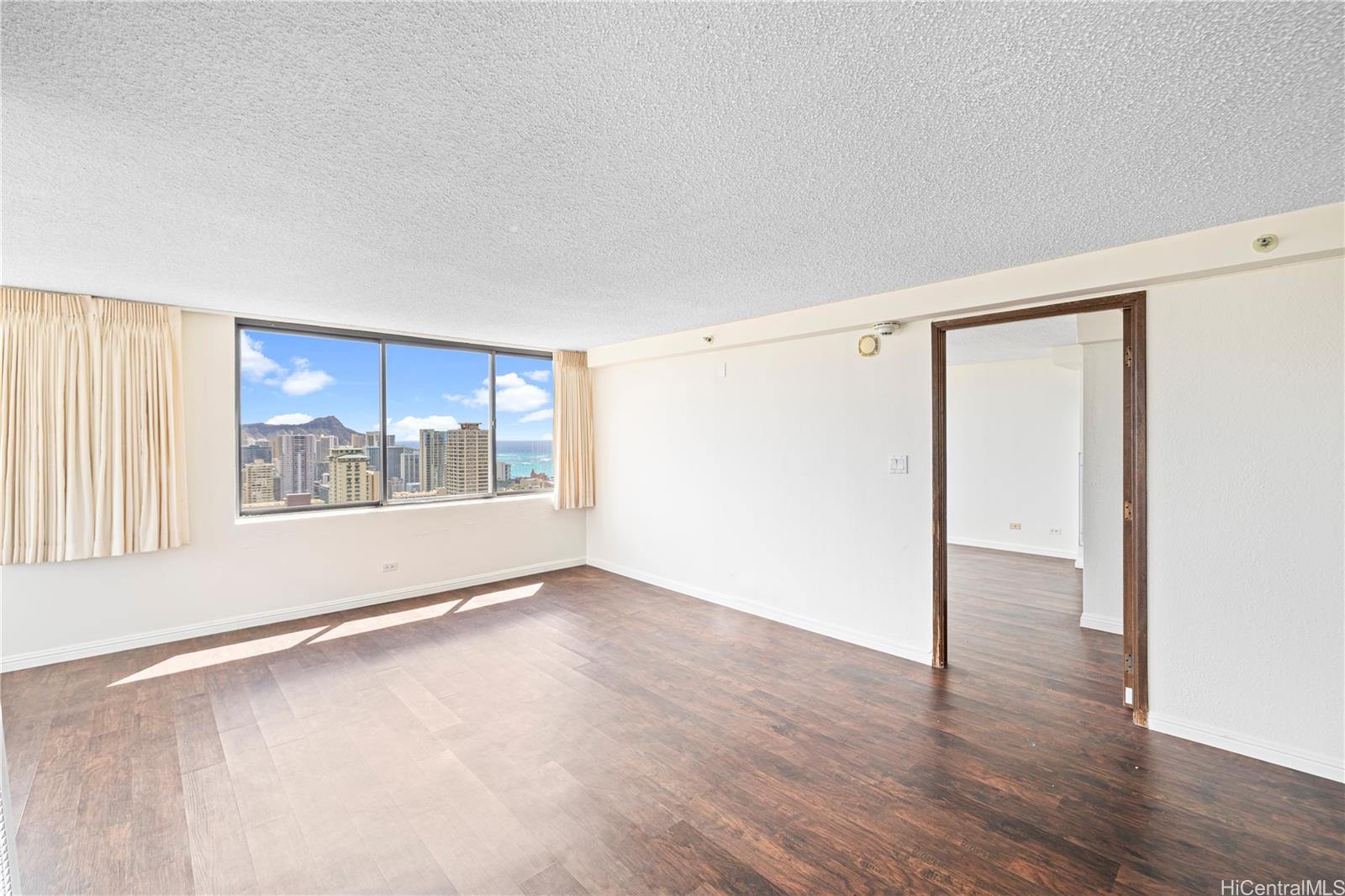 444 Niu Street #PH503, Honolulu, HI 96815