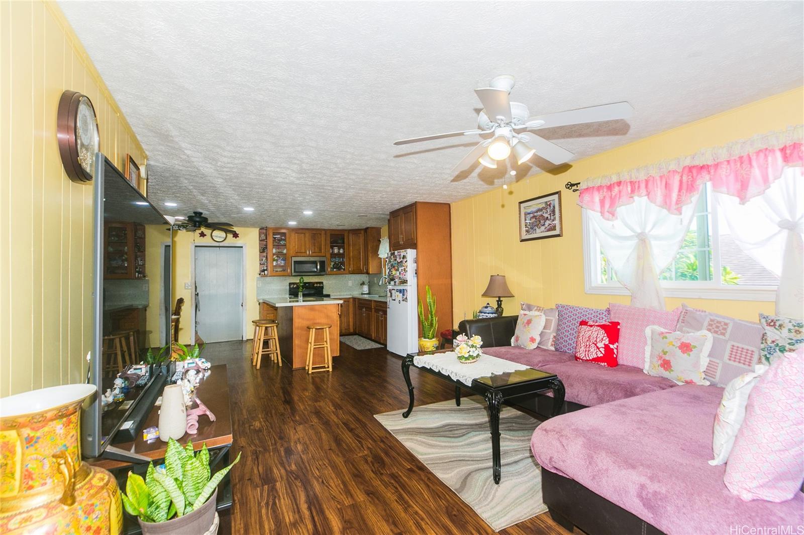 92-369 Elemika Place Kapolei, HI 96707