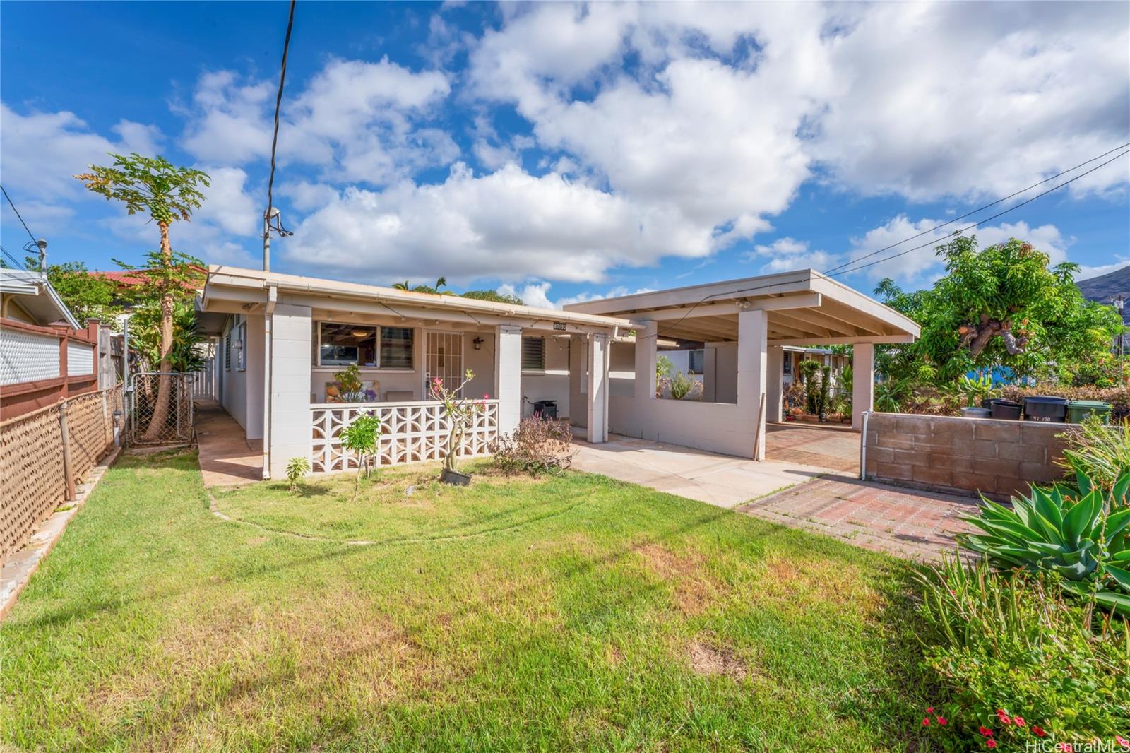 87-190 Maaloa Street Waianae, HI 96792