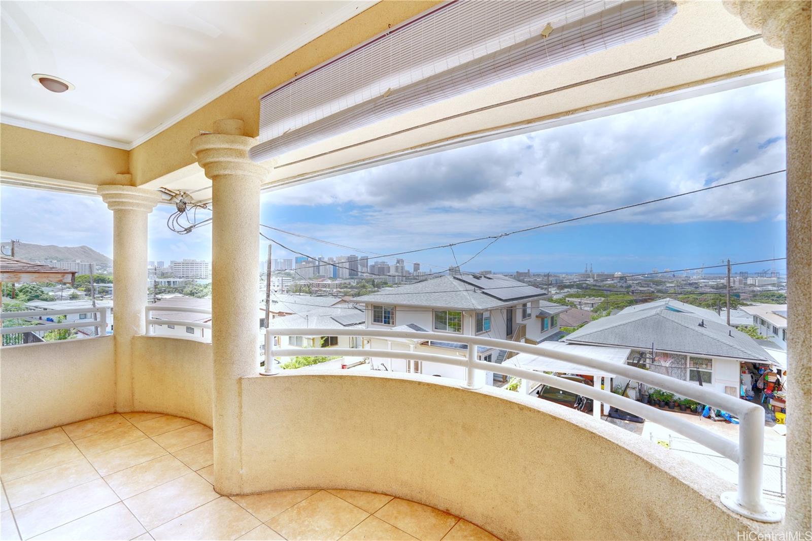 920 Laki Road Honolulu, HI 96817