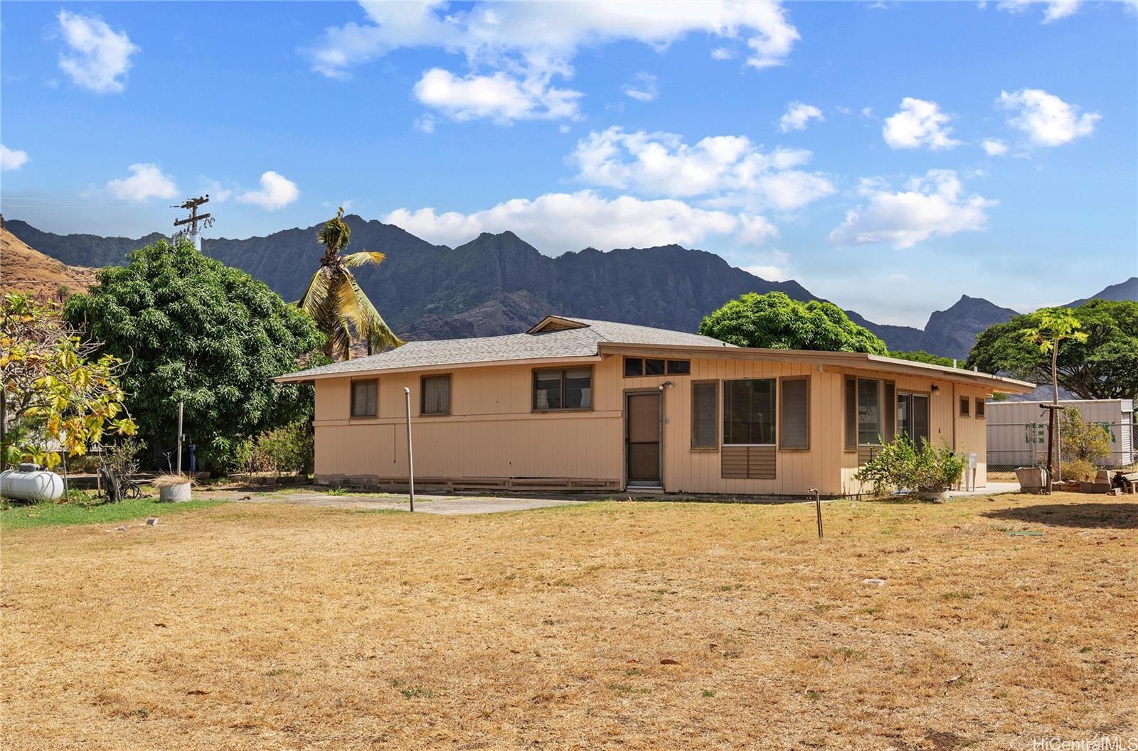 86-202 Puhawai Road Waianae, HI 96792