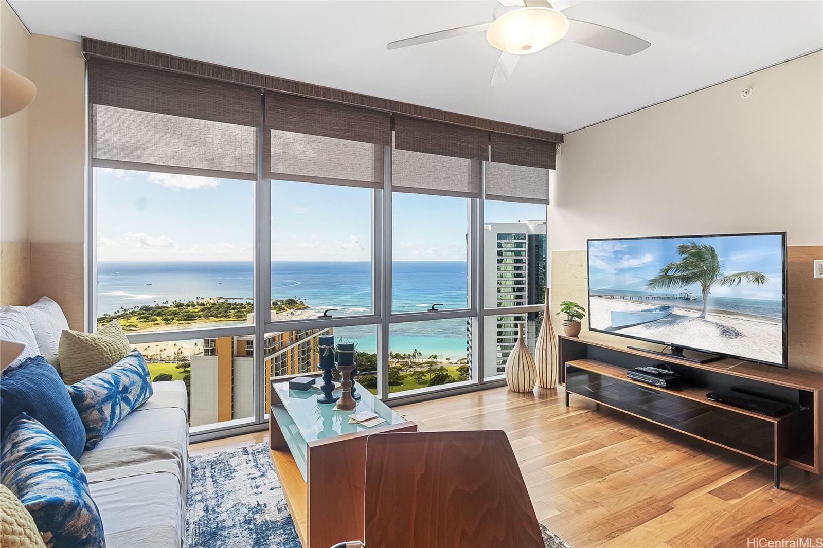 1189 Waimanu Street #4004, Honolulu, HI 96814