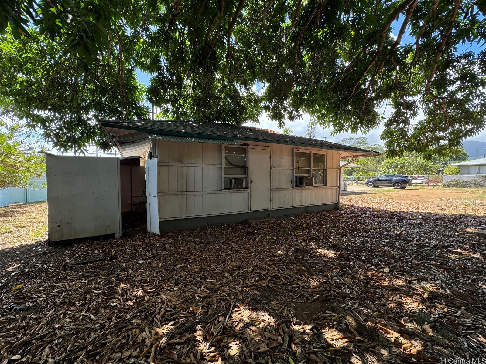 204 Kuulei Road Kailua, HI 96734