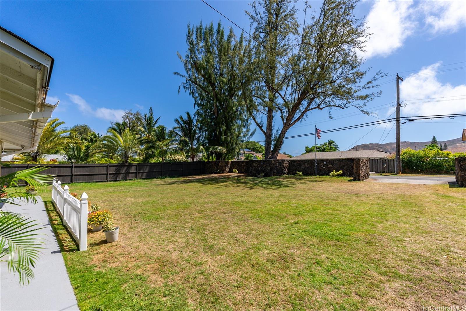 192 Kailua Road Kailua, HI 96734