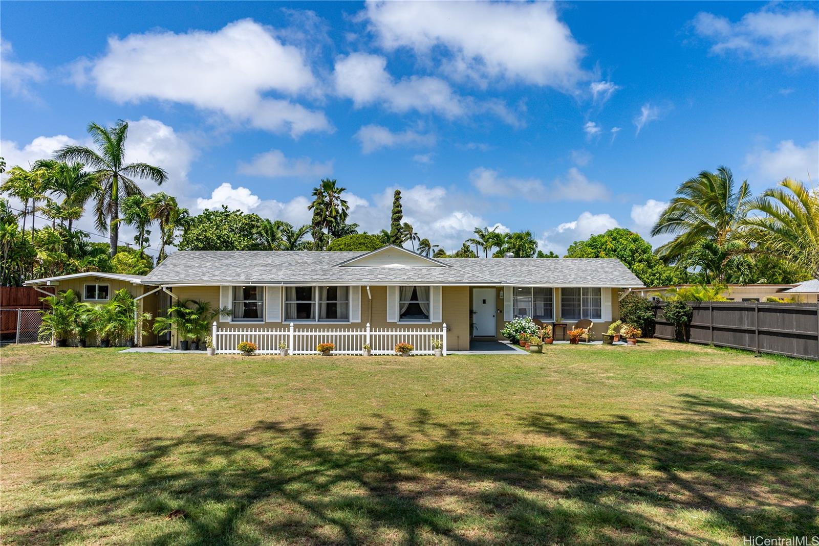 192 Kailua Road Kailua, HI 96734