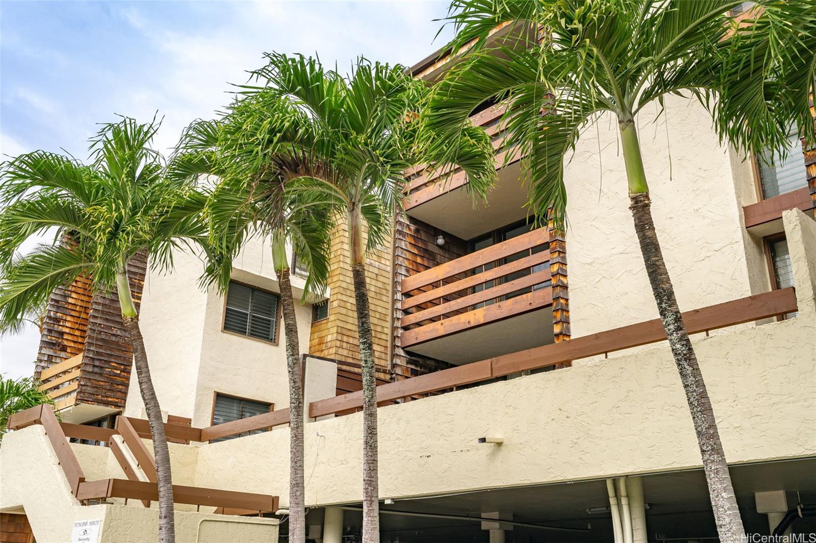 1015 Aoloa Place #305, Kailua, HI 96734