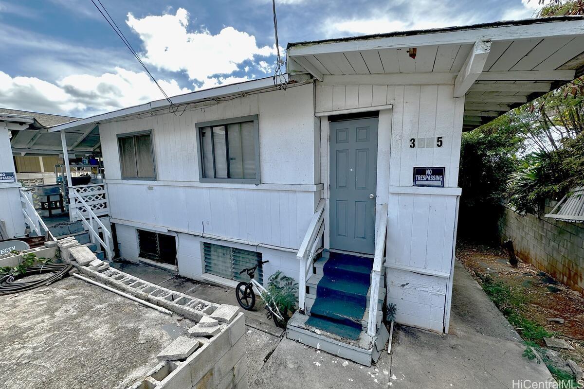 3645 Puuku Makai Drive Honolulu, HI 96818