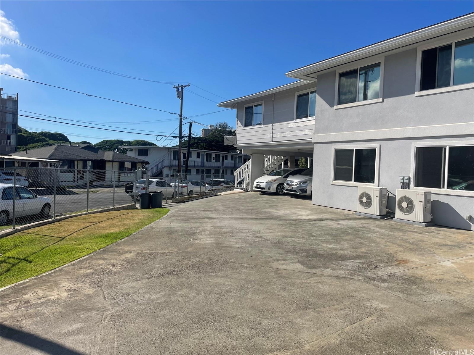 1638 Stillman Lane Honolulu, HI 96817