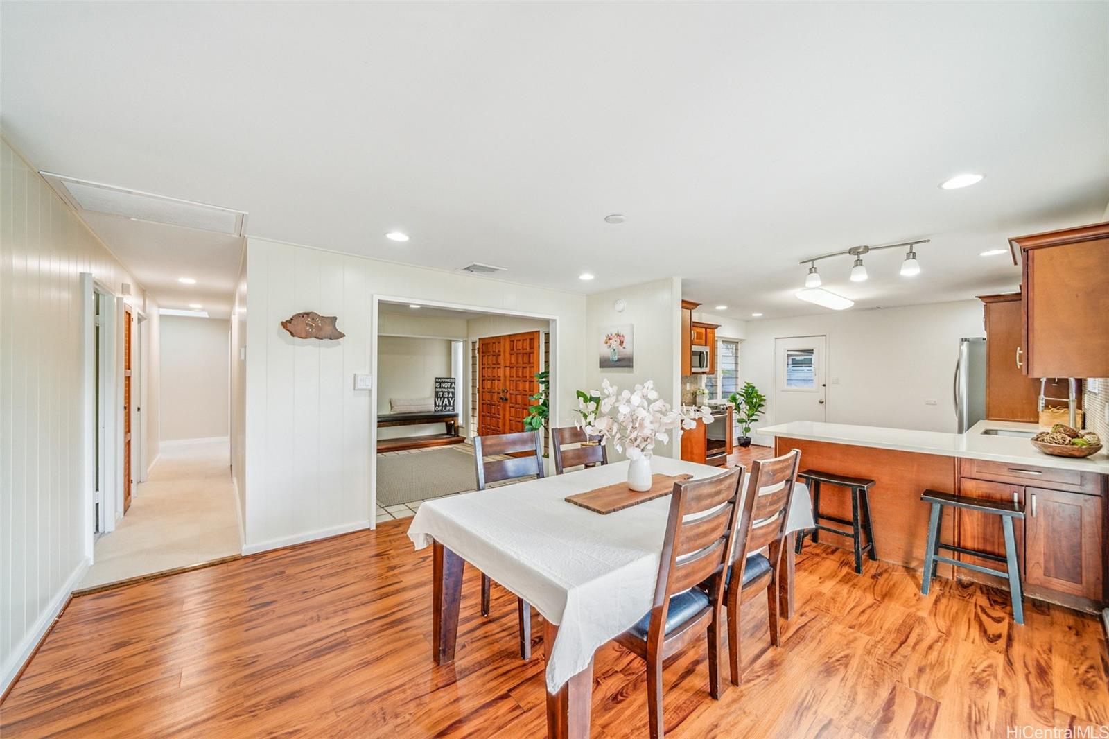 733 Nunu Street Kailua, HI 96734