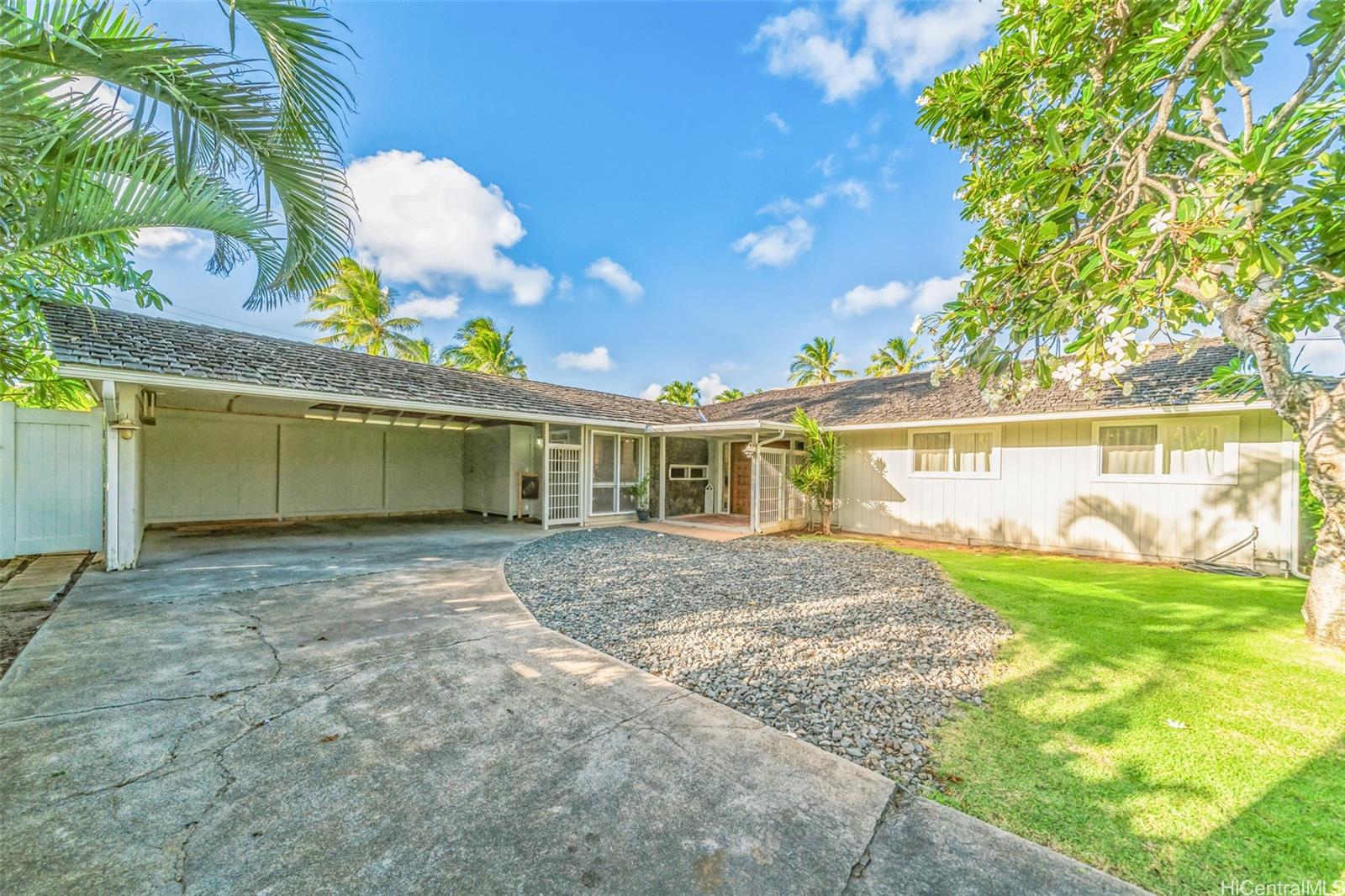 733 Nunu Street Kailua, HI 96734