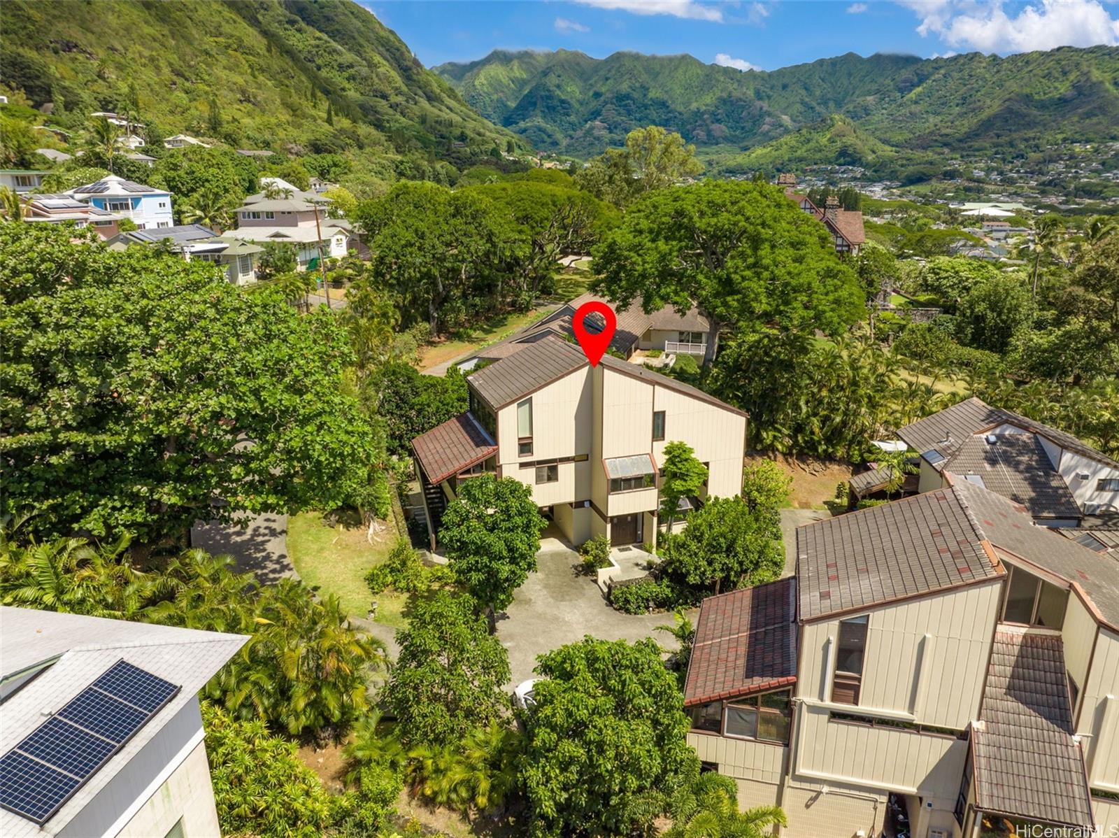 2817 Manoa Road #B, Honolulu, HI 96822