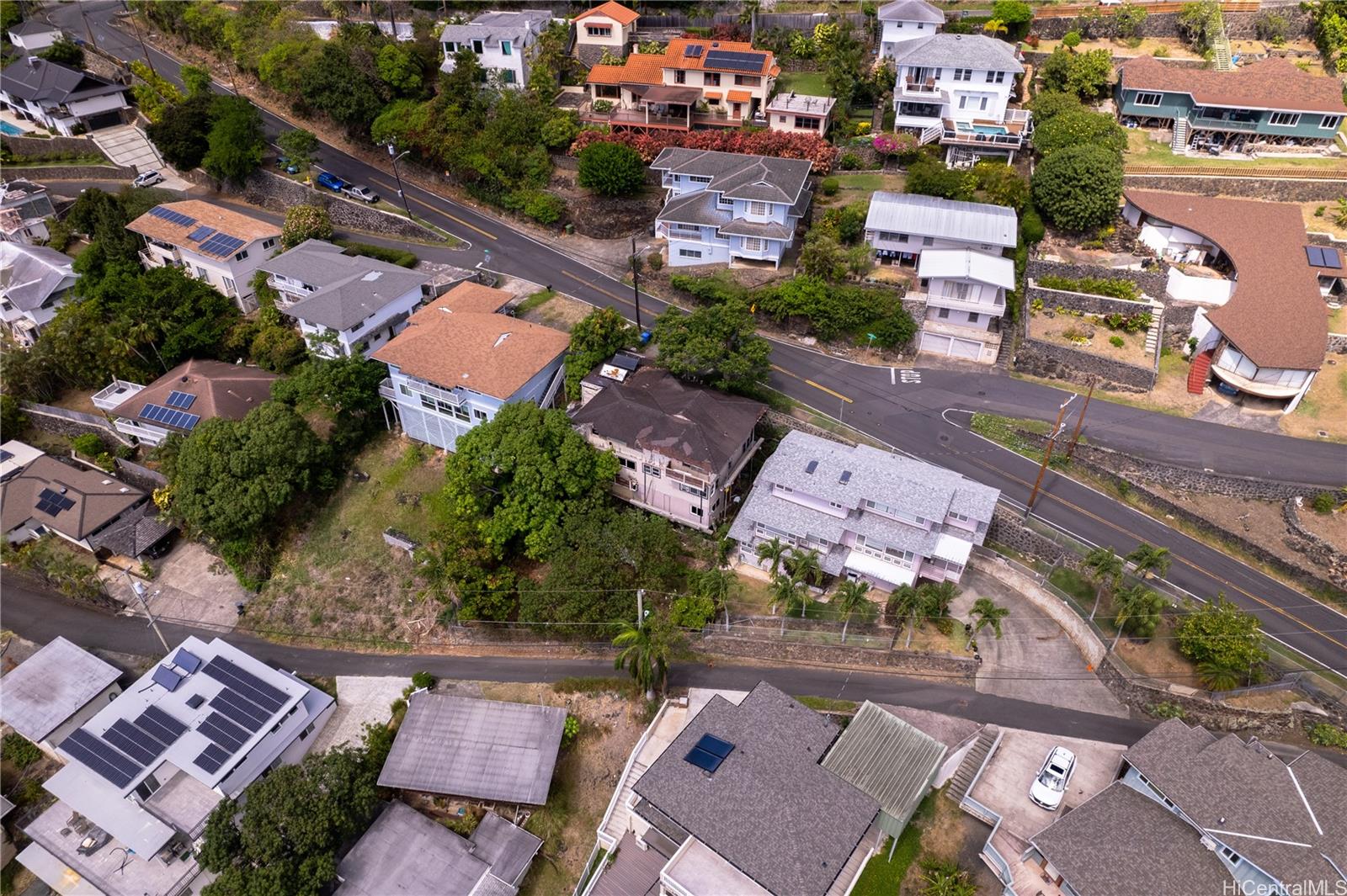 2596 Pacific Heights Road Honolulu, HI 96813