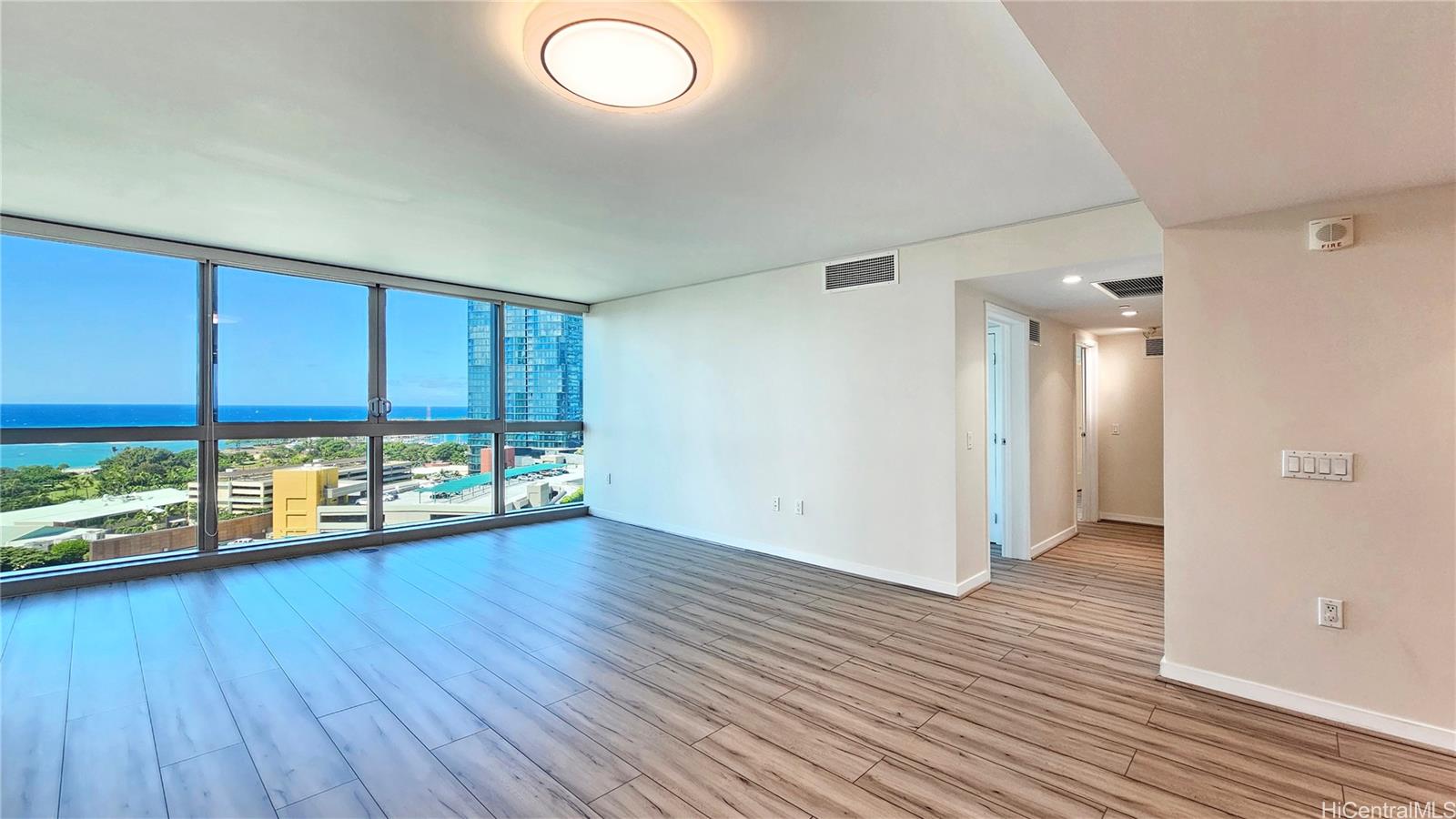 1177 Queen Street #1902, Honolulu, HI 96814