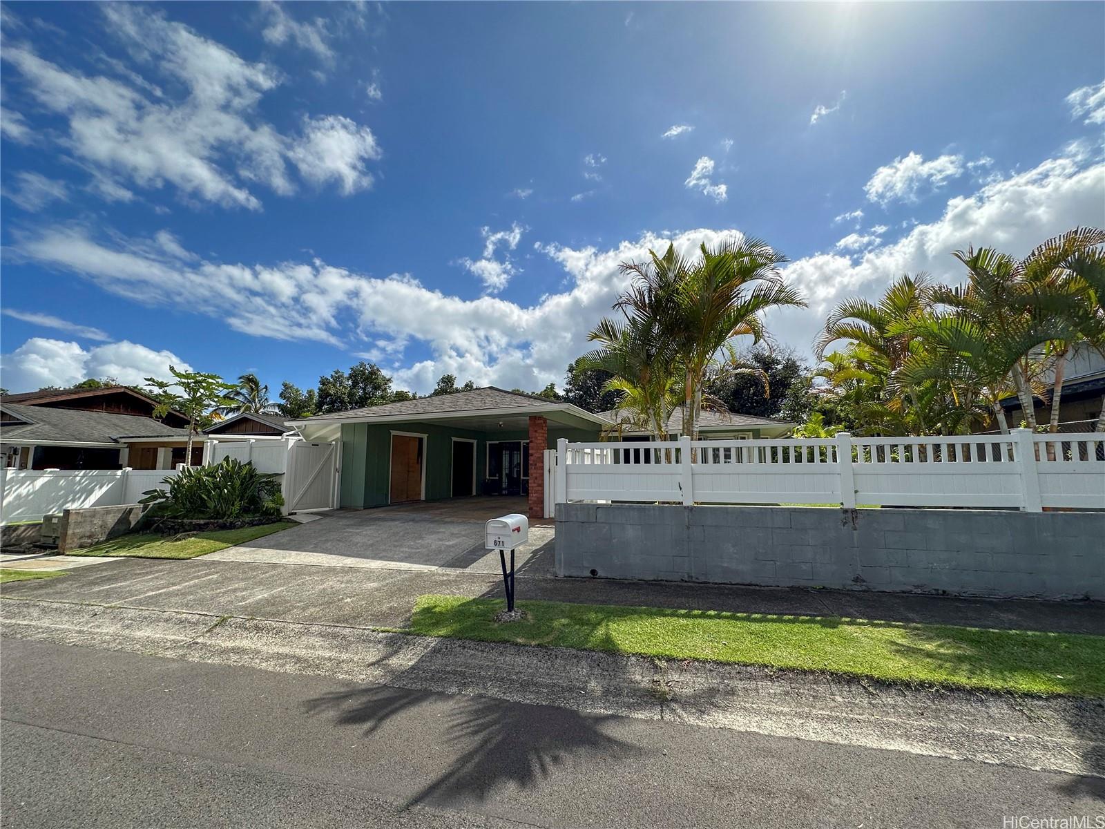 47-671 Hui Ulili Street Kaneohe, HI 96744