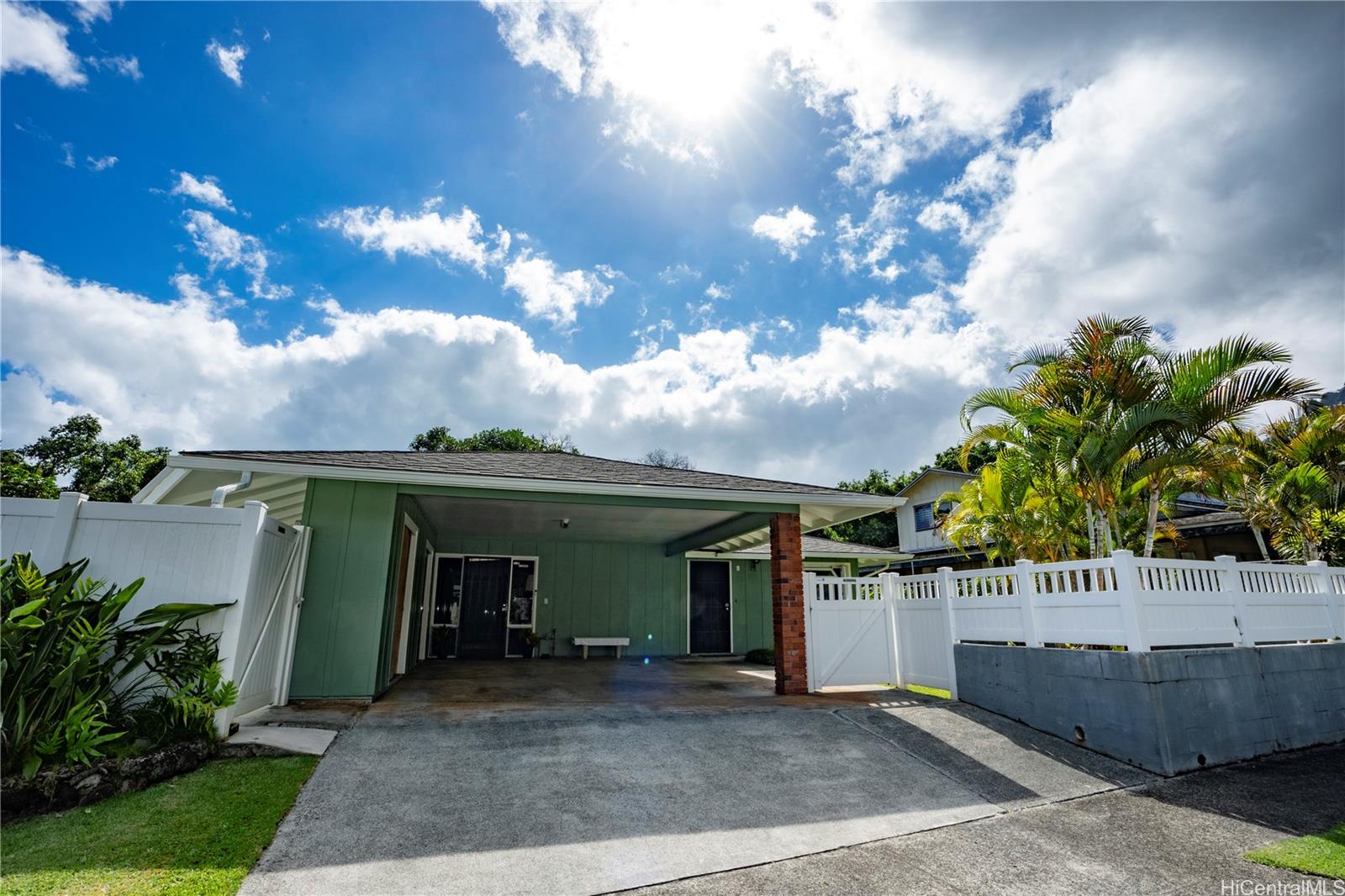 47-671 Hui Ulili Street Kaneohe, HI 96744