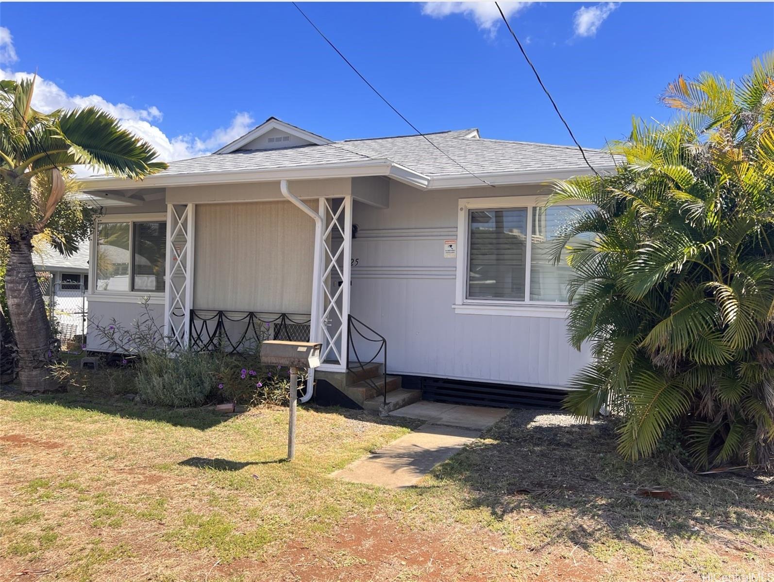 825 Hauoli Street Honolulu, HI 96826