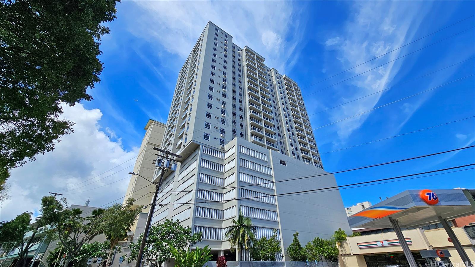 1315 Kalakaua Avenue #1504, Honolulu, HI 96826