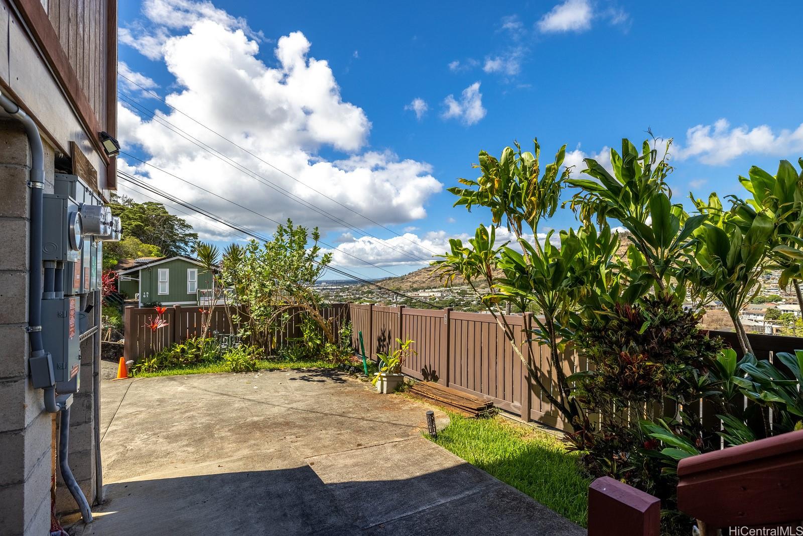 1560 Murphy Street Honolulu, HI 96819