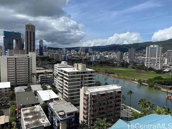 440 Olohana Street #1704, Honolulu, HI 96815